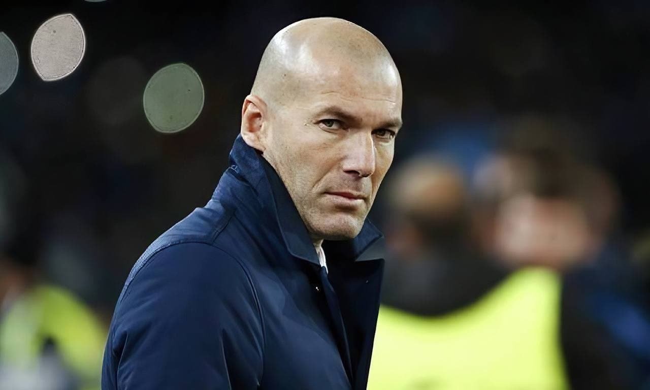 زيدان يلمح لرغبته في تدريب المنتخب الفرنسي مستقبلاً